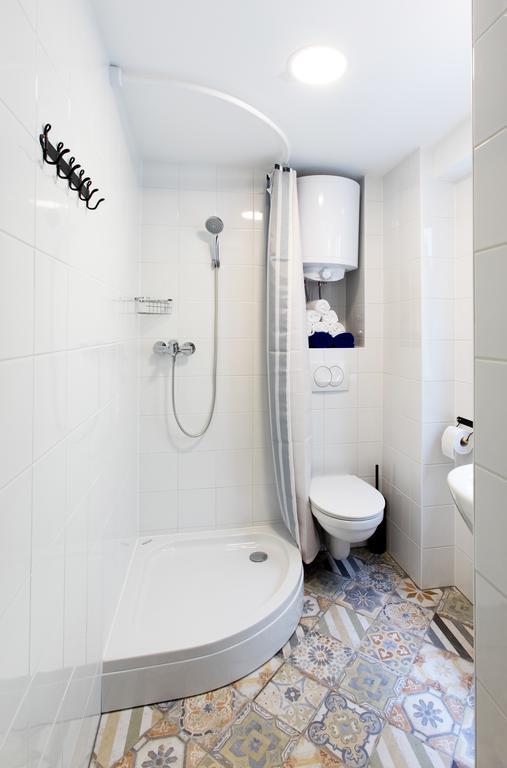 Guesthouse Centrum B&B Изола Экстерьер фото