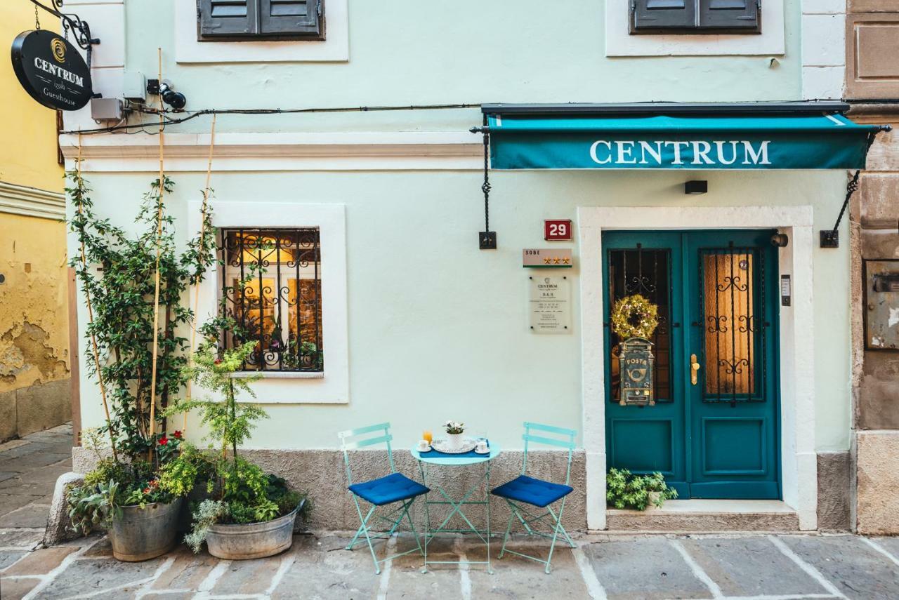 Guesthouse Centrum B&B Изола Экстерьер фото